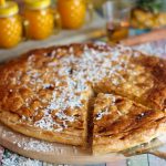 Galette des rois croustillante aux saveurs tropicales