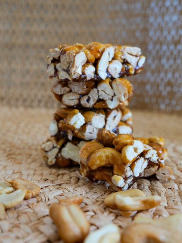 Confiserie à base de noix de cajou et de caramel
