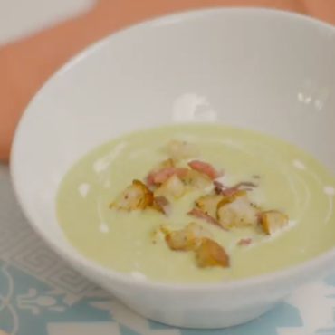 Velouté de brocoli au lait de coco